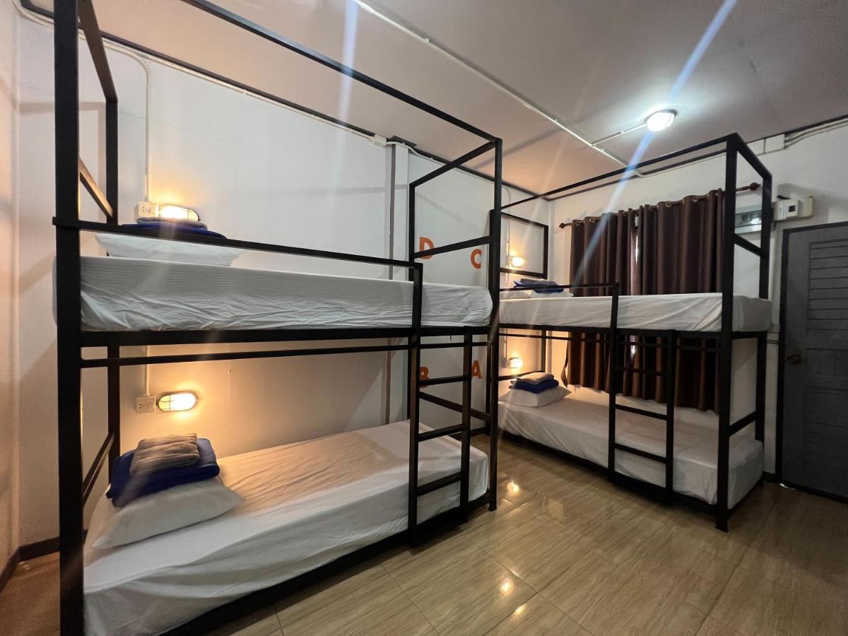 Revolution Hostel Пай Екстер'єр фото