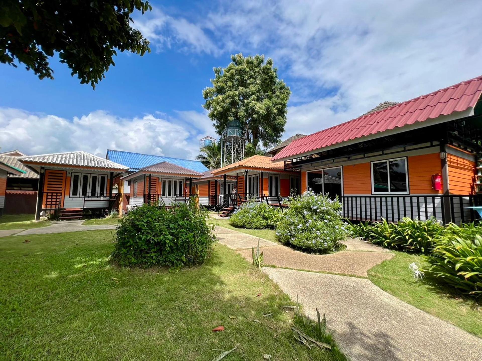 Revolution Hostel Пай Екстер'єр фото